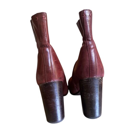 FRYE Burgundy Leather Heeled Ankle Booties Sz 9‎ - Picture 7 of 7